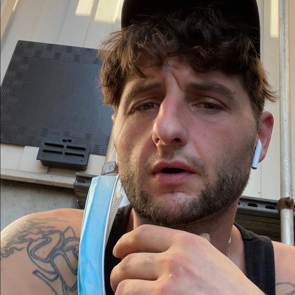 Meet your Posher, Kevin - Picture 1 of 1